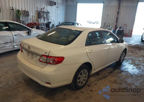 2011 Toyota Corolla Le z USA, uszkodzony, nr VIN JTDBU4EE9B9144668